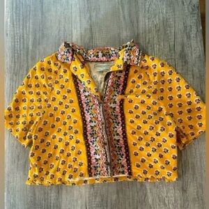 Urban Outfitters Womens Crop Top Polo in Floral Design Size Small Petite